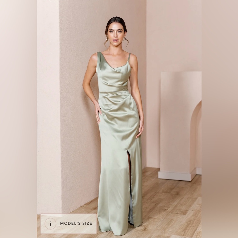 Revelry Maxine dress size 0
